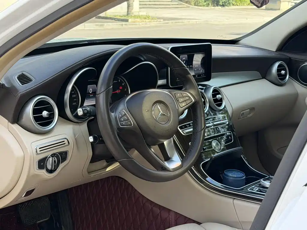 Mercedes-Benz C-Class 2015 — фото 13