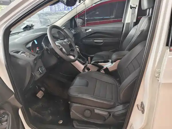 Ford Kuga 2016
