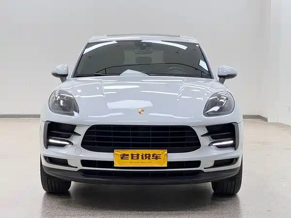 Porsche Macan 2020