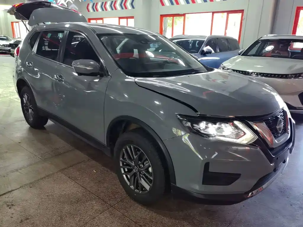 Nissan X-Trail 2025