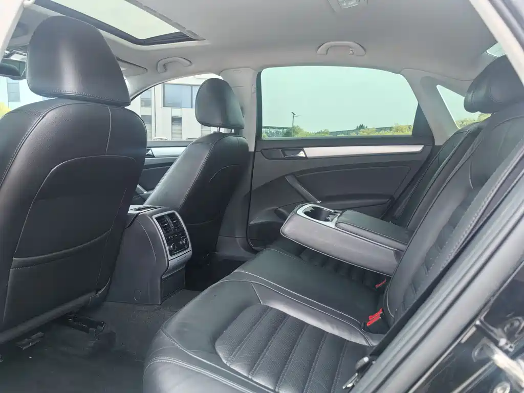 Volkswagen Passat 2015