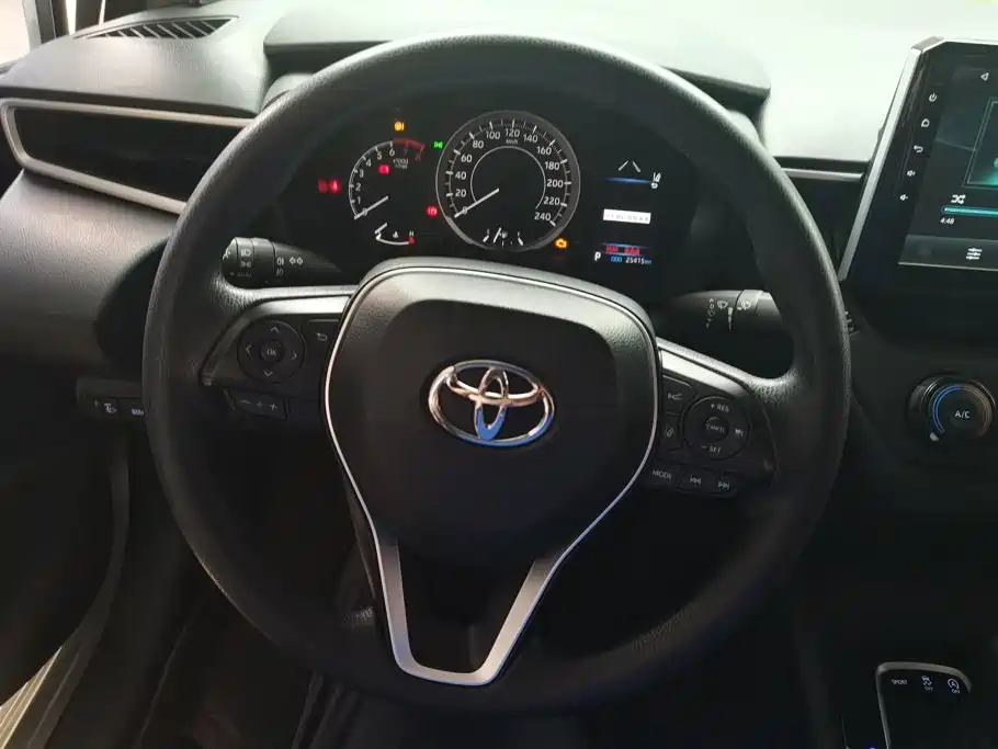 Toyota Corolla 2020 — фото 15