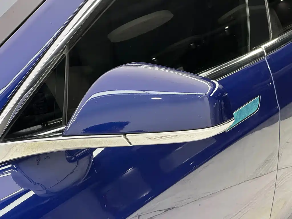 Tesla Model S 2018 — фото 22