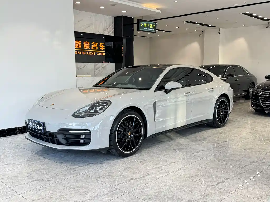 Porsche Panamera 2024