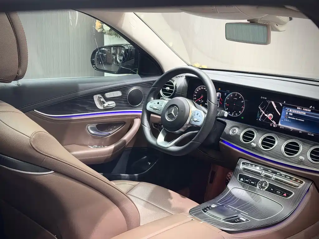 Mercedes-Benz E-Class 2020 — фото 14