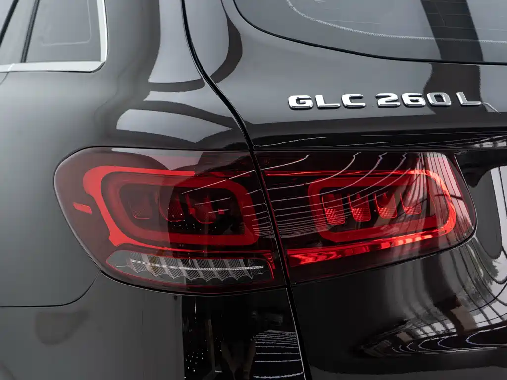 Mercedes-Benz GLC 2021 — фото 19