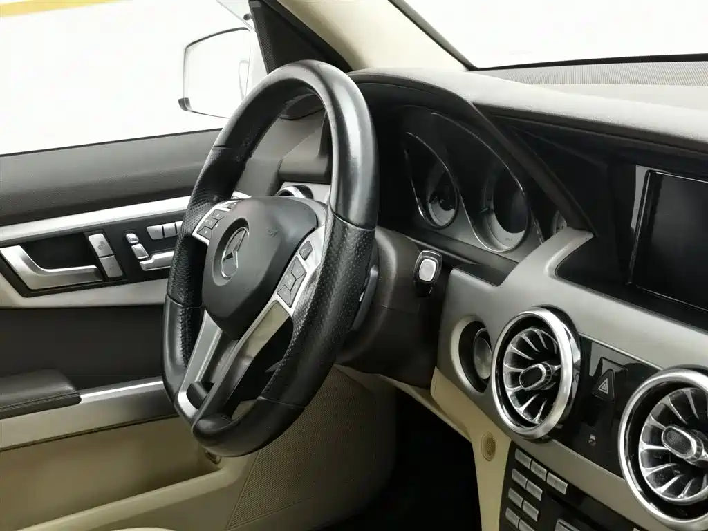 Mercedes-Benz GLK-Class 2015 — фото 22