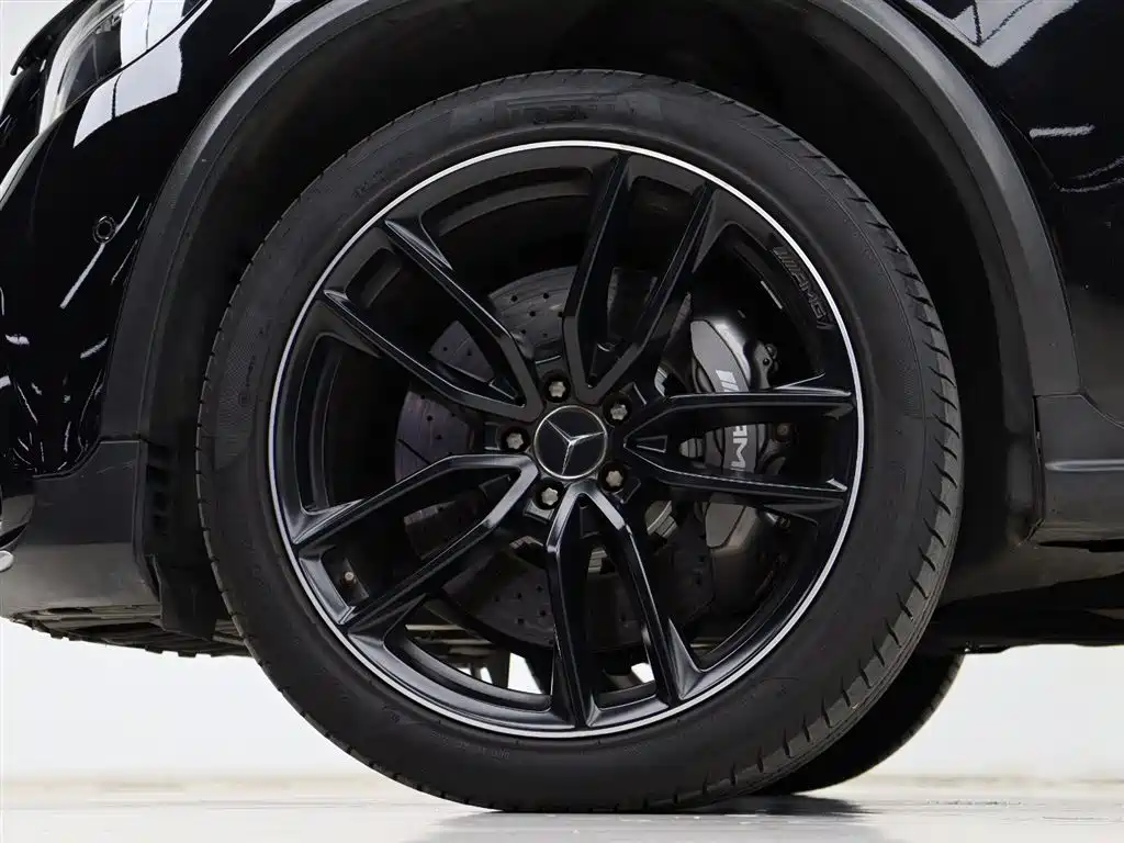 Mercedes-Benz GLC AMG 2021 — фото 34