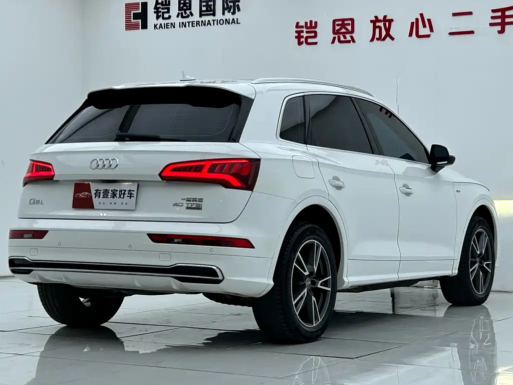 Audi Q5L 2019 — фото 4