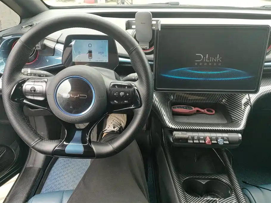 BYD Dolphin 2022 — фото 12