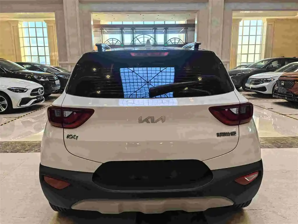 Kia KX1 2022 — фото 21