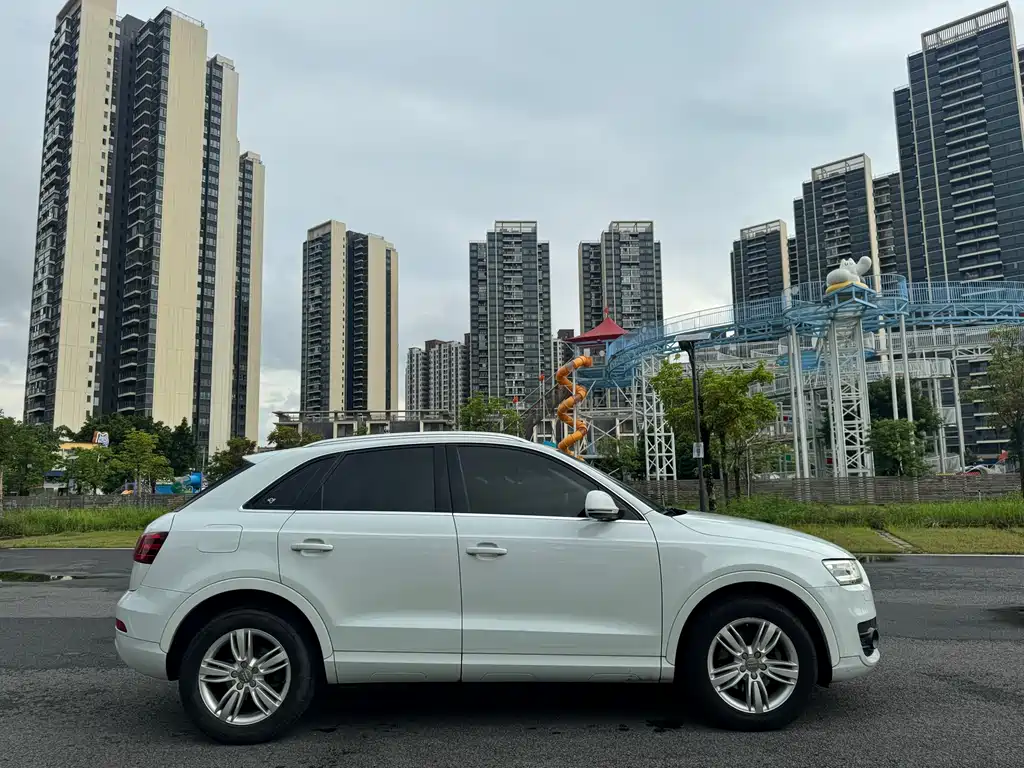 Audi Q3 2014
