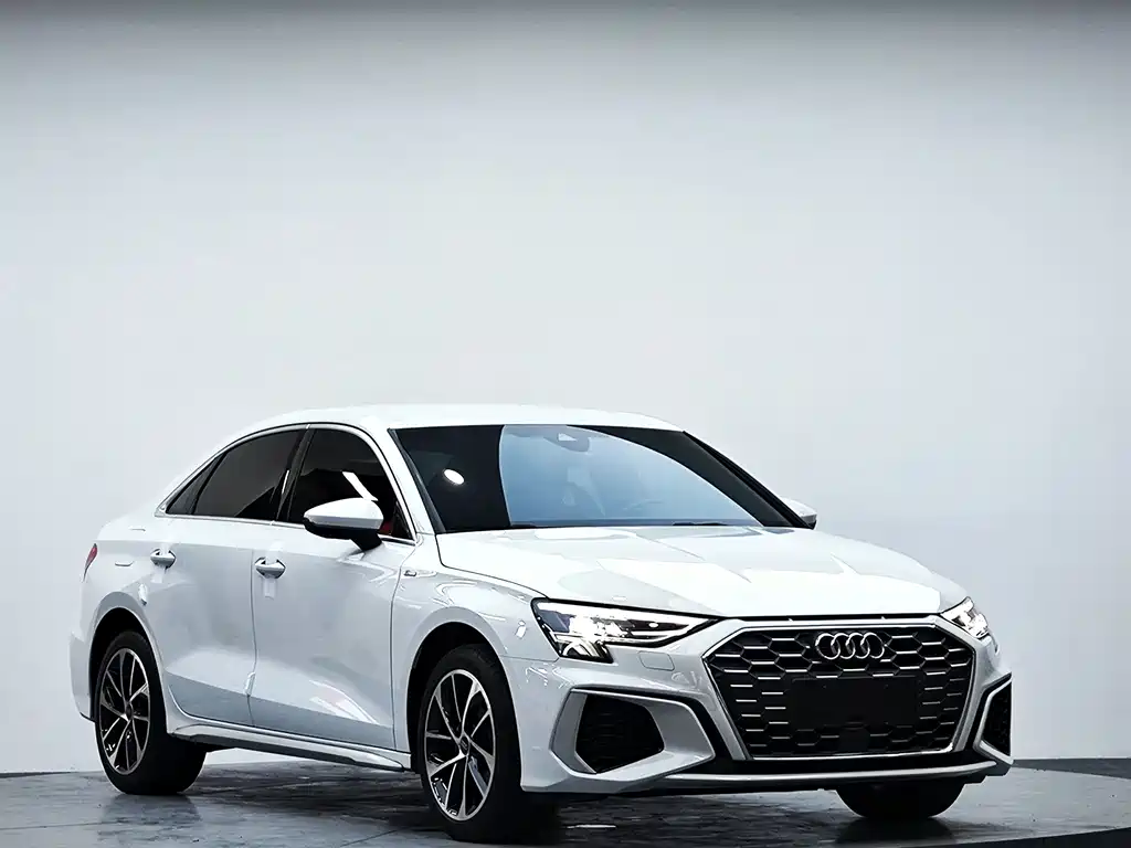 Audi A3 2021 — фото 4