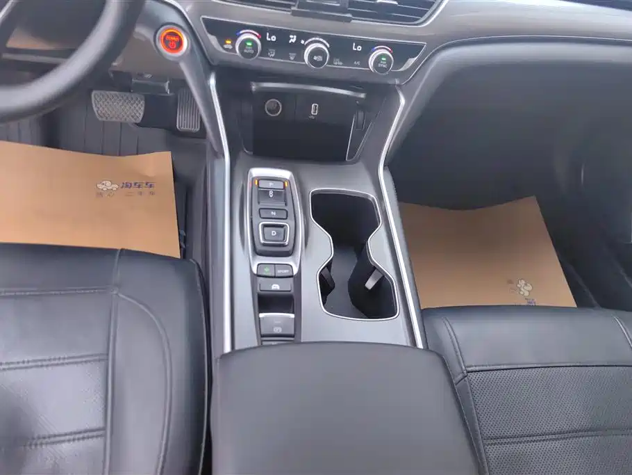 Honda Accord 2021 — фото 16