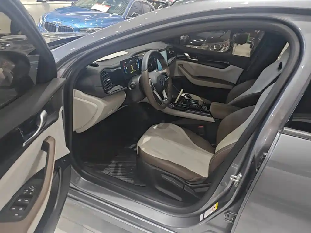 BYD Qin PLUS 2024 — фото 11