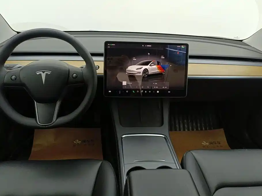 Tesla Model 3 2022 — фото 12