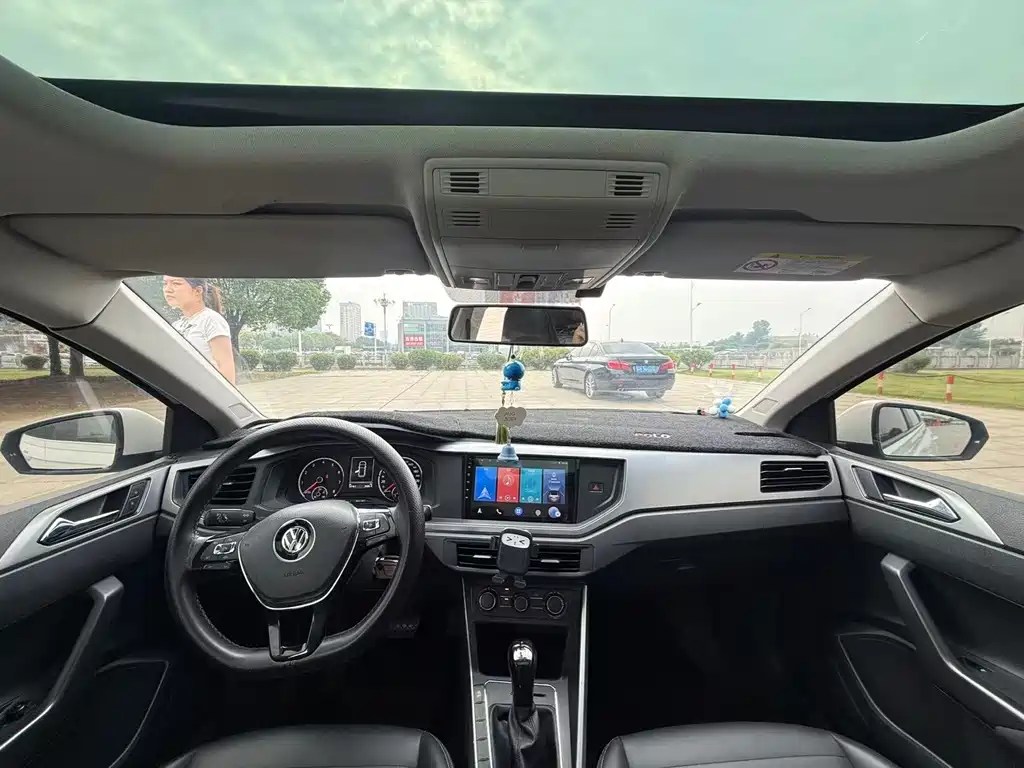 Volkswagen Polo 2021