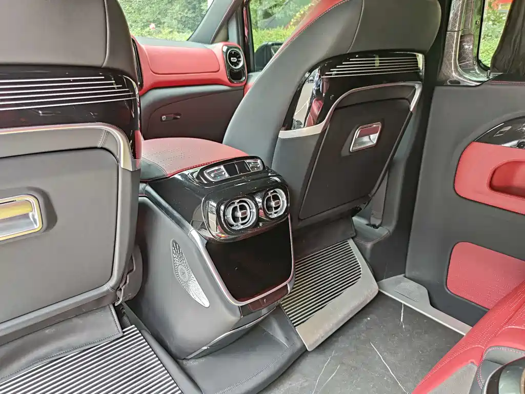 Mercedes-Benz Vito 2025 — фото 17