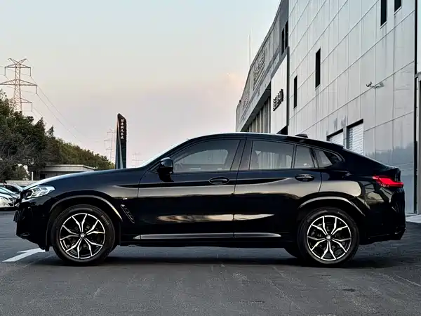BMW X4 2022