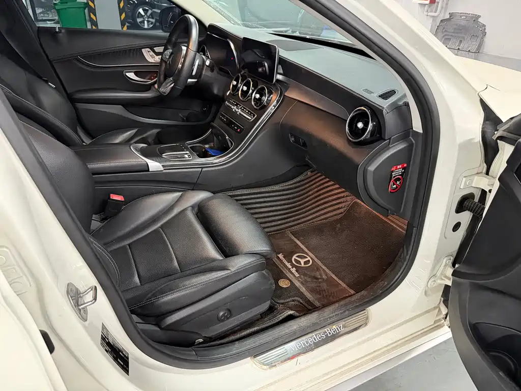 Mercedes-Benz C-Class 2019