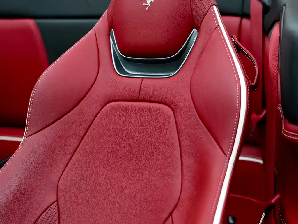 Ferrari Portofino 2019 — фото 12