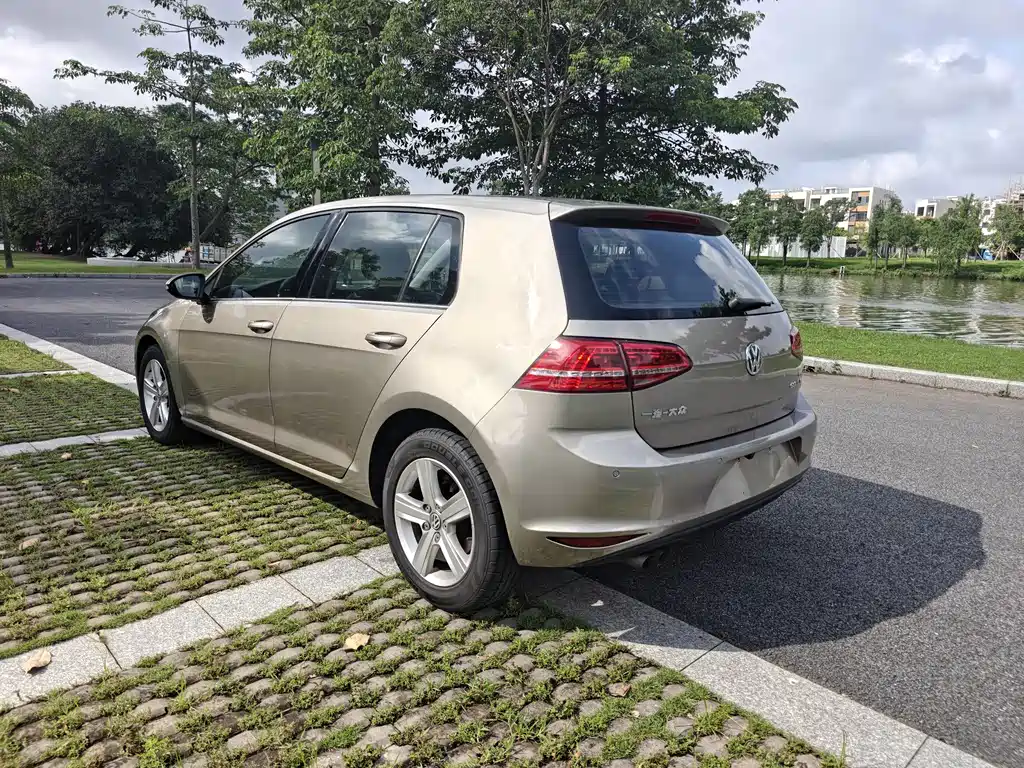 Volkswagen Golf 2015