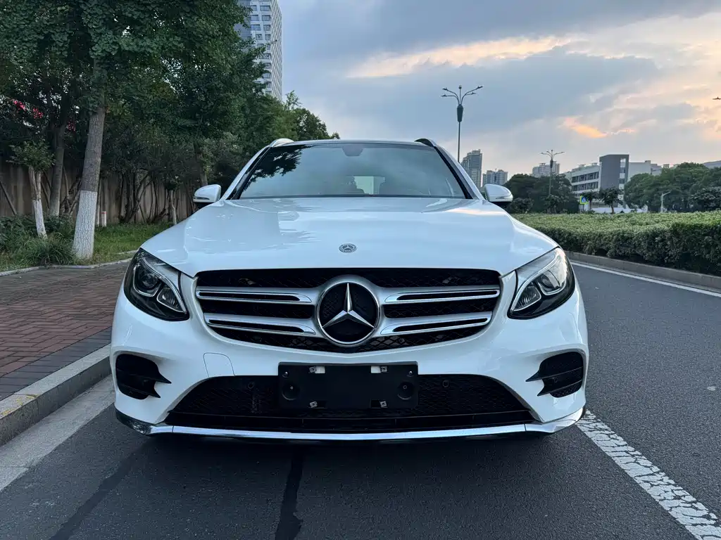 Mercedes-Benz GLC 2018 — фото 2