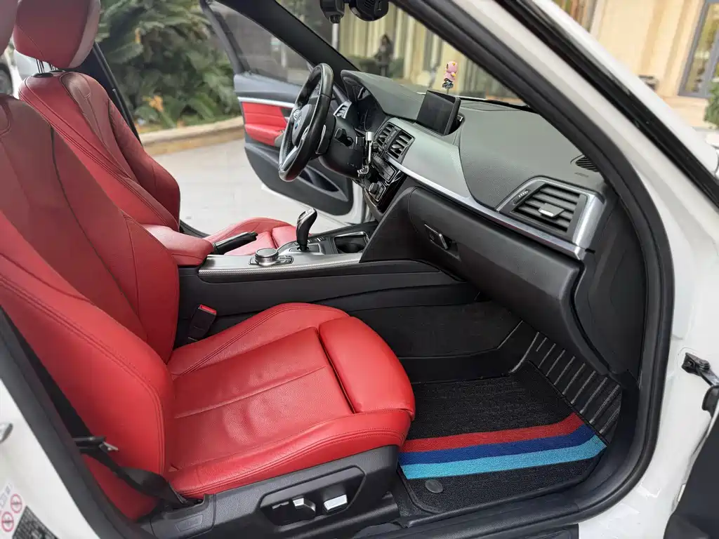 BMW 3 Series 2019