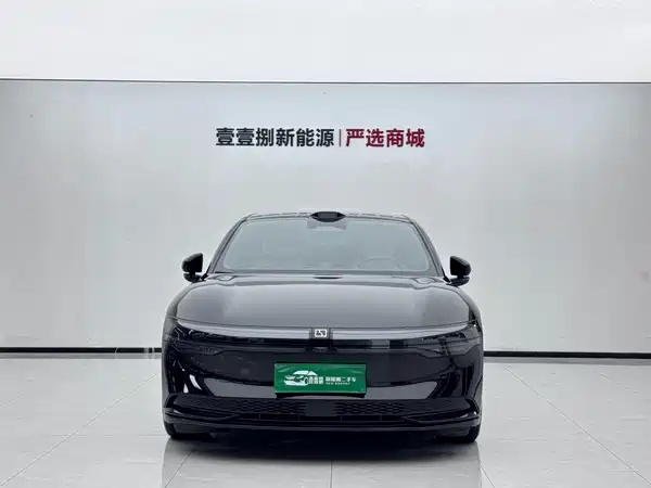Zeekr 007 2024