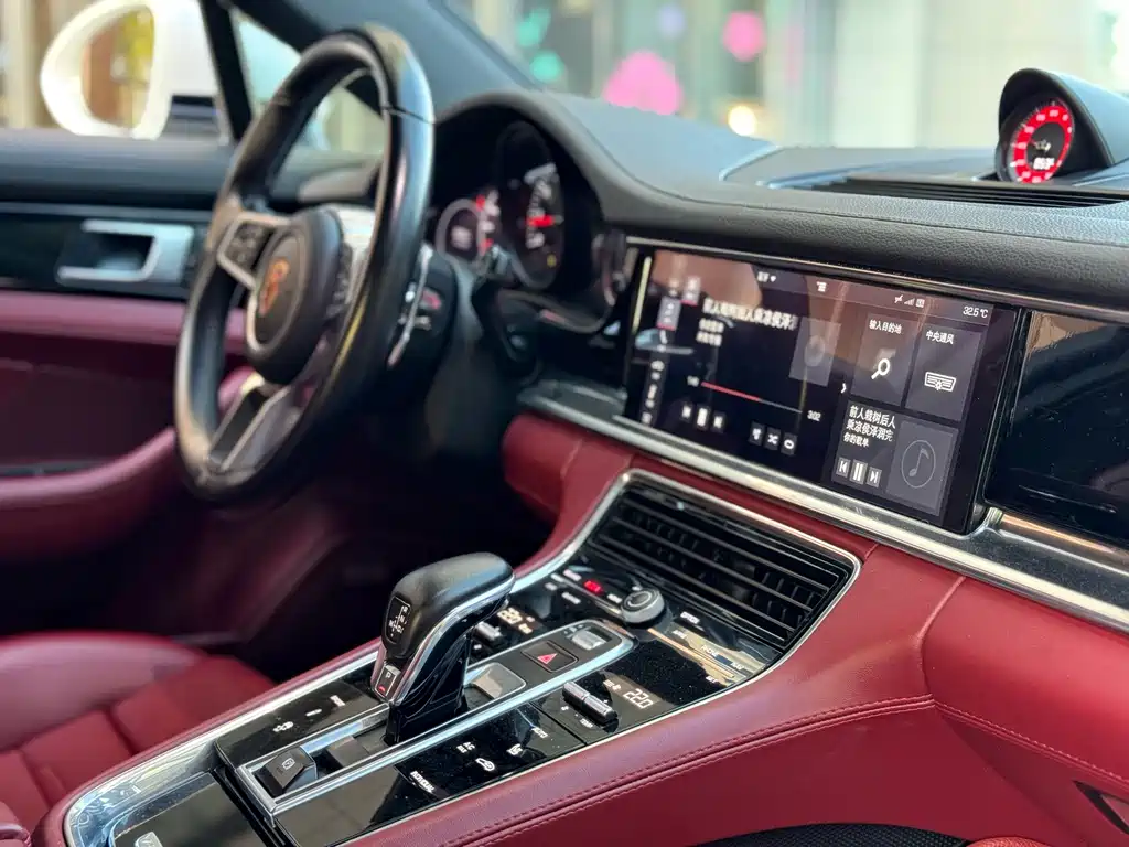 Porsche Panamera 2019 — фото 9