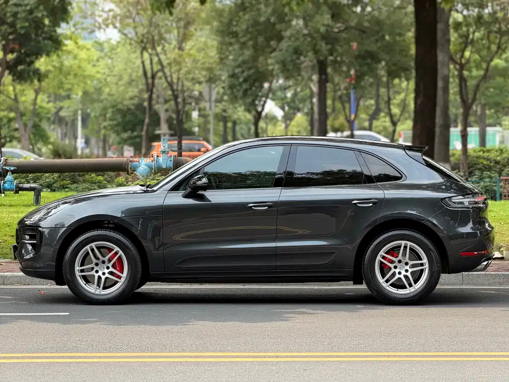 Porsche Macan 2021 — фото 7