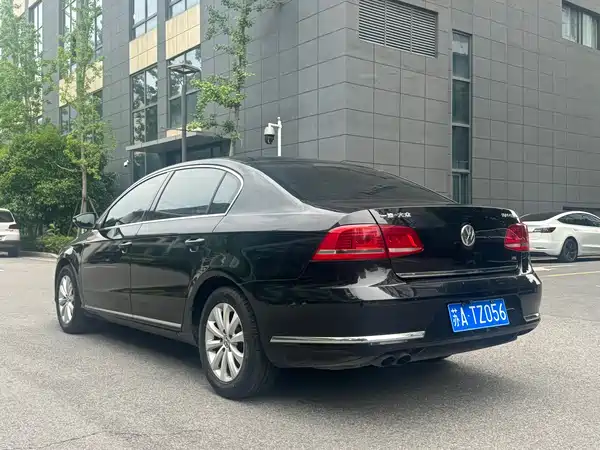Volkswagen Magotan 2012