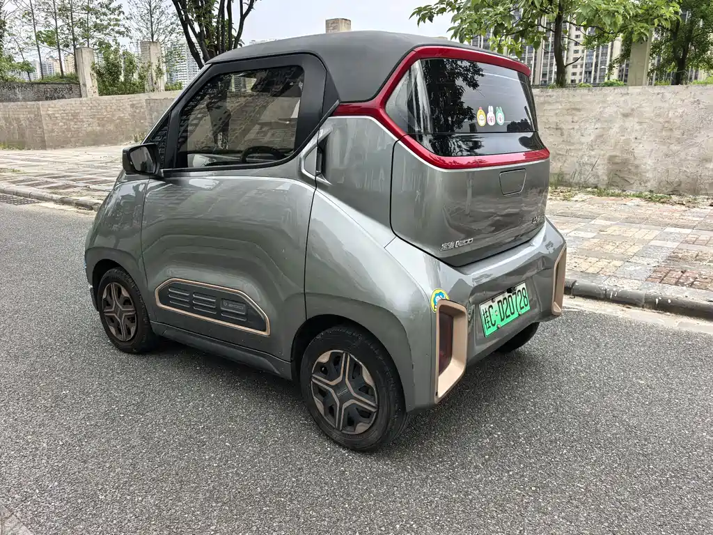 Baojun E200 2020