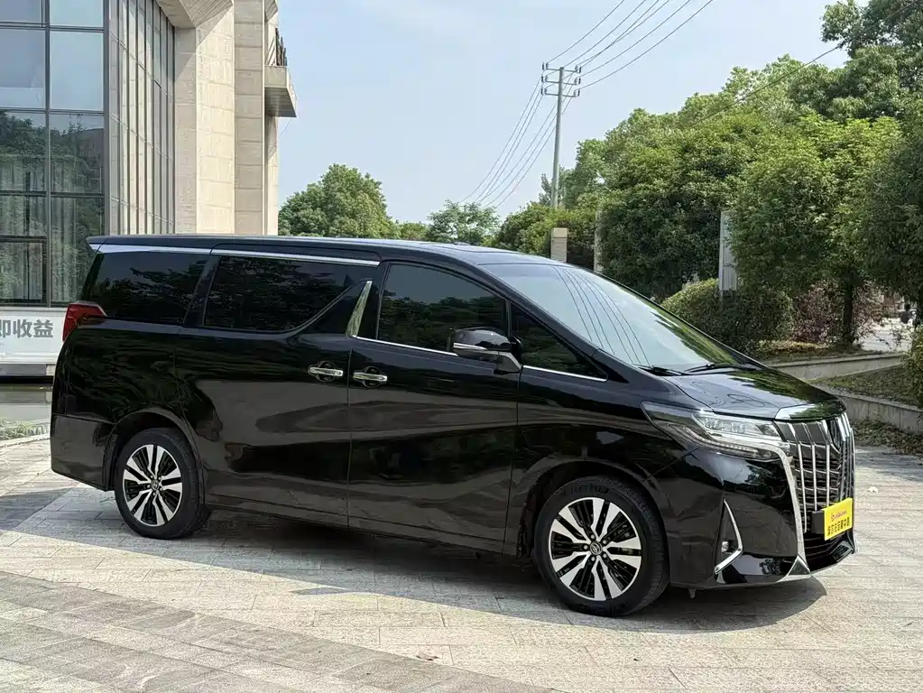 Toyota Alphard 2019