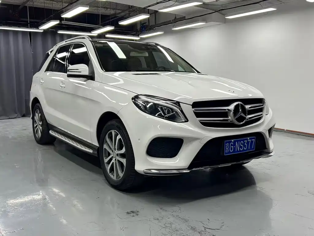 Mercedes-Benz GLE 2016 — фото 3