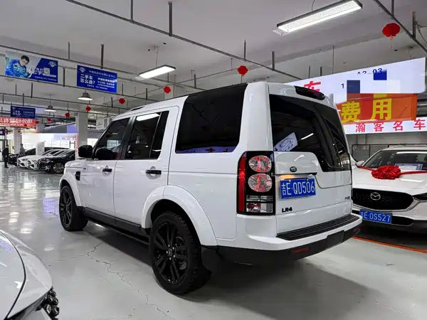 Land Rover Discovery 2014