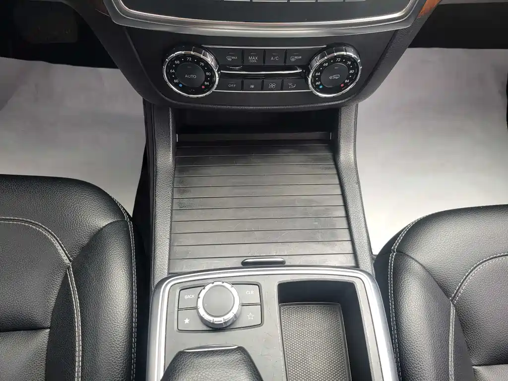 Mercedes-Benz M-Class 2014 — фото 13