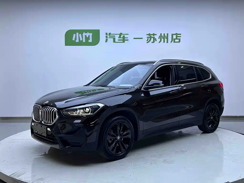 BMW X1 2022 — фото 1
