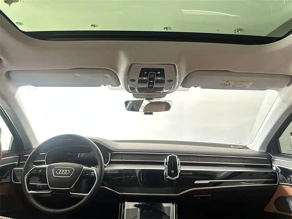 Audi A8 2023 — фото 10