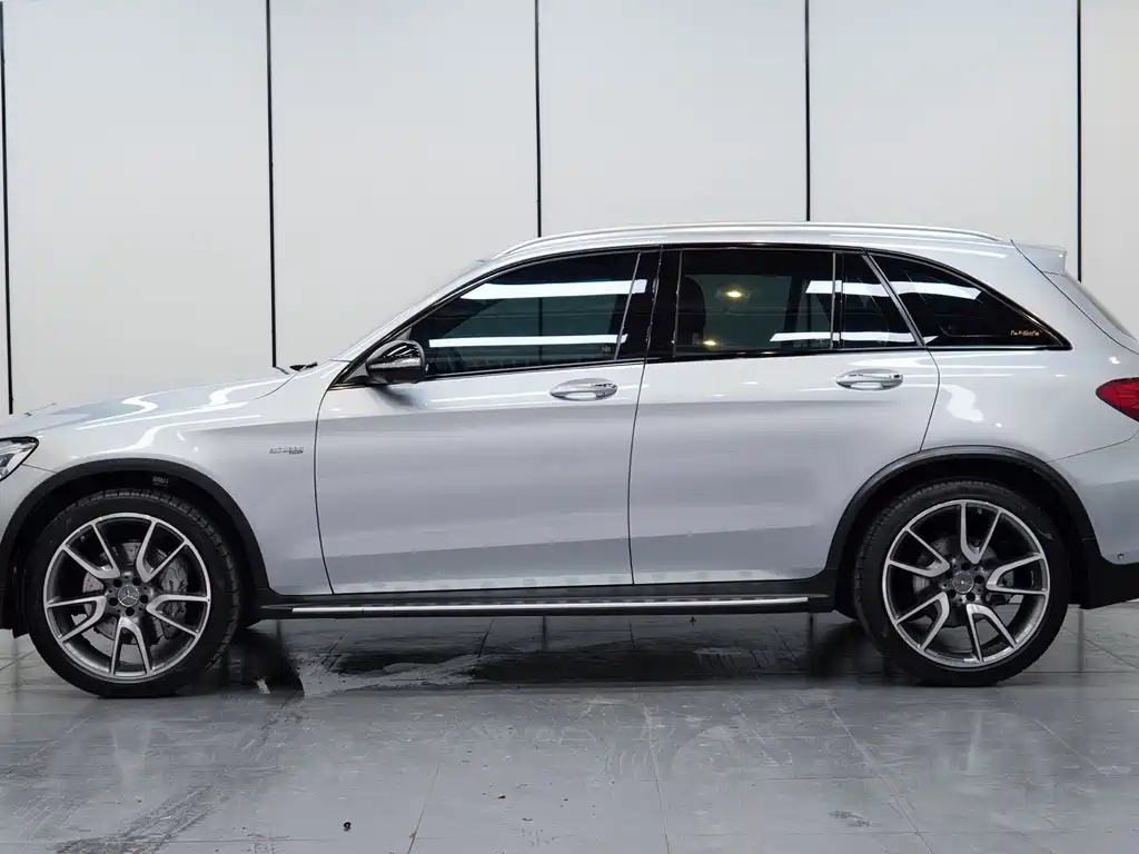 Mercedes-Benz GLC AMG 2018 — фото 3