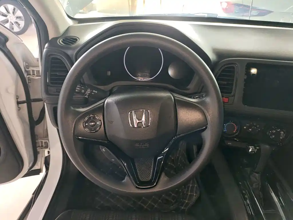 Honda Vezel 2017 — фото 11