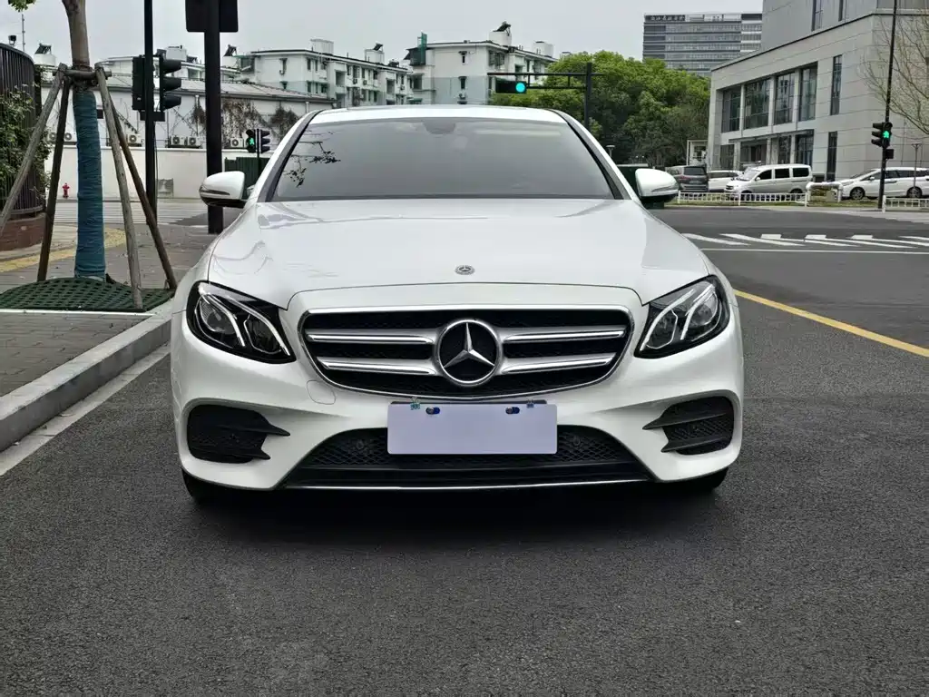 Mercedes-Benz E-Class 2018 — фото 2
