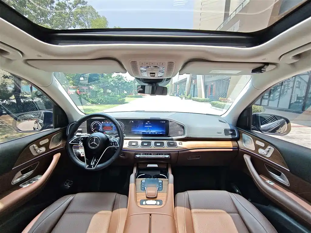 Mercedes-Benz GLE New Energy 2024 — фото 12