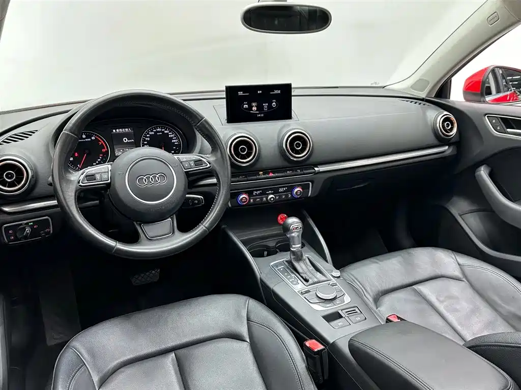 Audi A3 2015 — фото 11