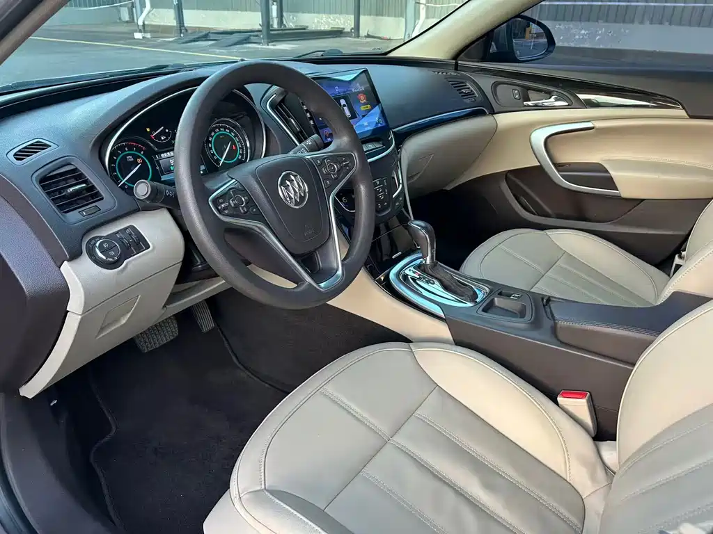 Buick Regal 2015 — фото 9