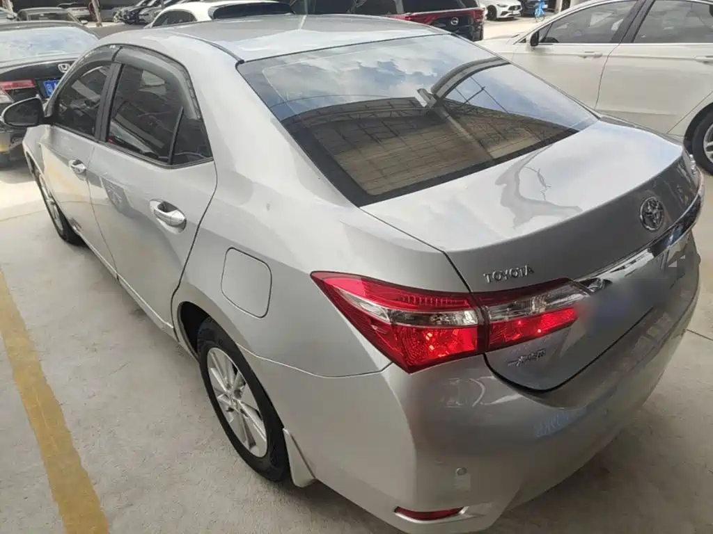 Toyota Corolla 2015
