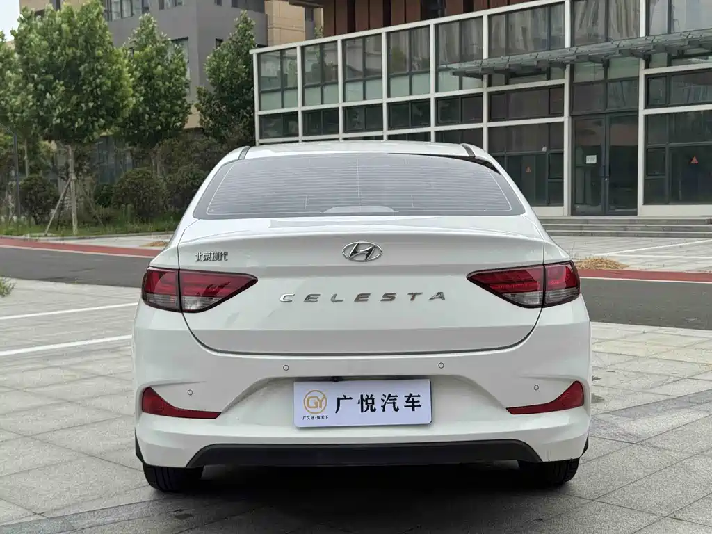 Hyundai Elantra 2021 — фото 5
