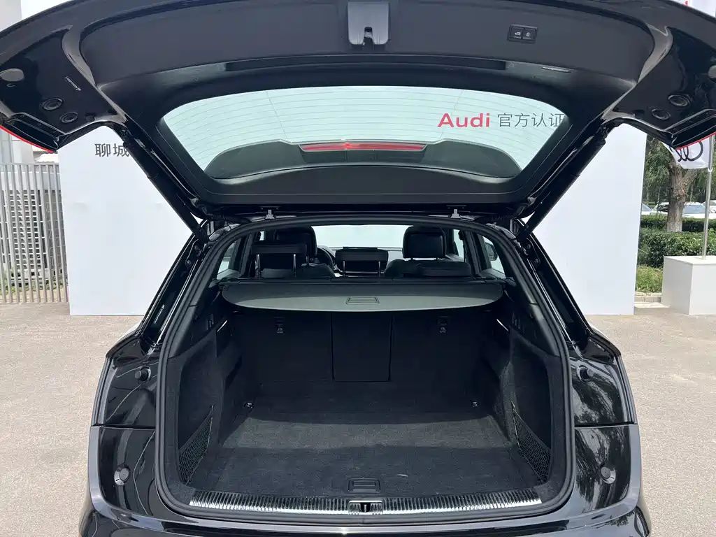 Audi Q5L 2023 — фото 12