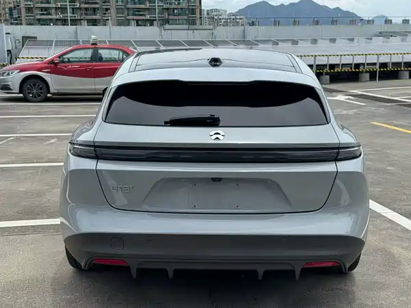 NIO ET5T 2025