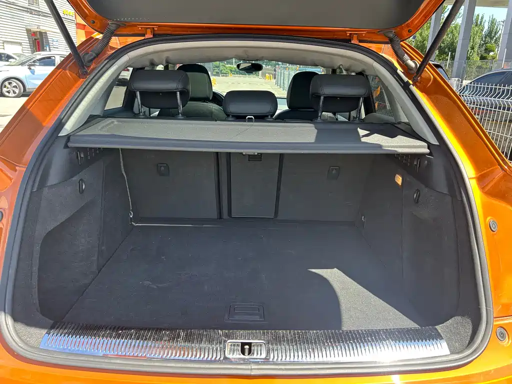 Audi Q3 2013 — фото 19